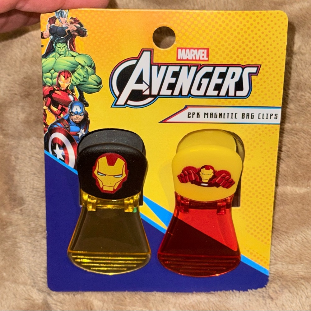 Marvel Avengers 2pk Magnetic Bag Clips- NEW